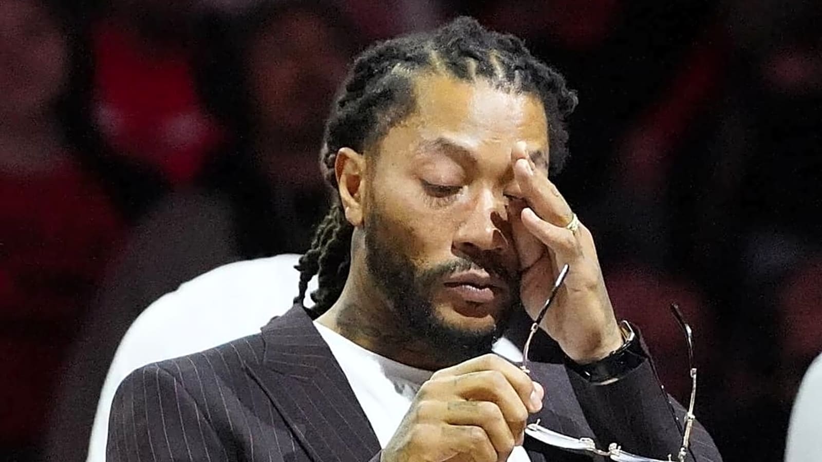 NBA Fans In Tears As Derrick Rose Breaks Down After Learning His Jersey Will Be Retired
