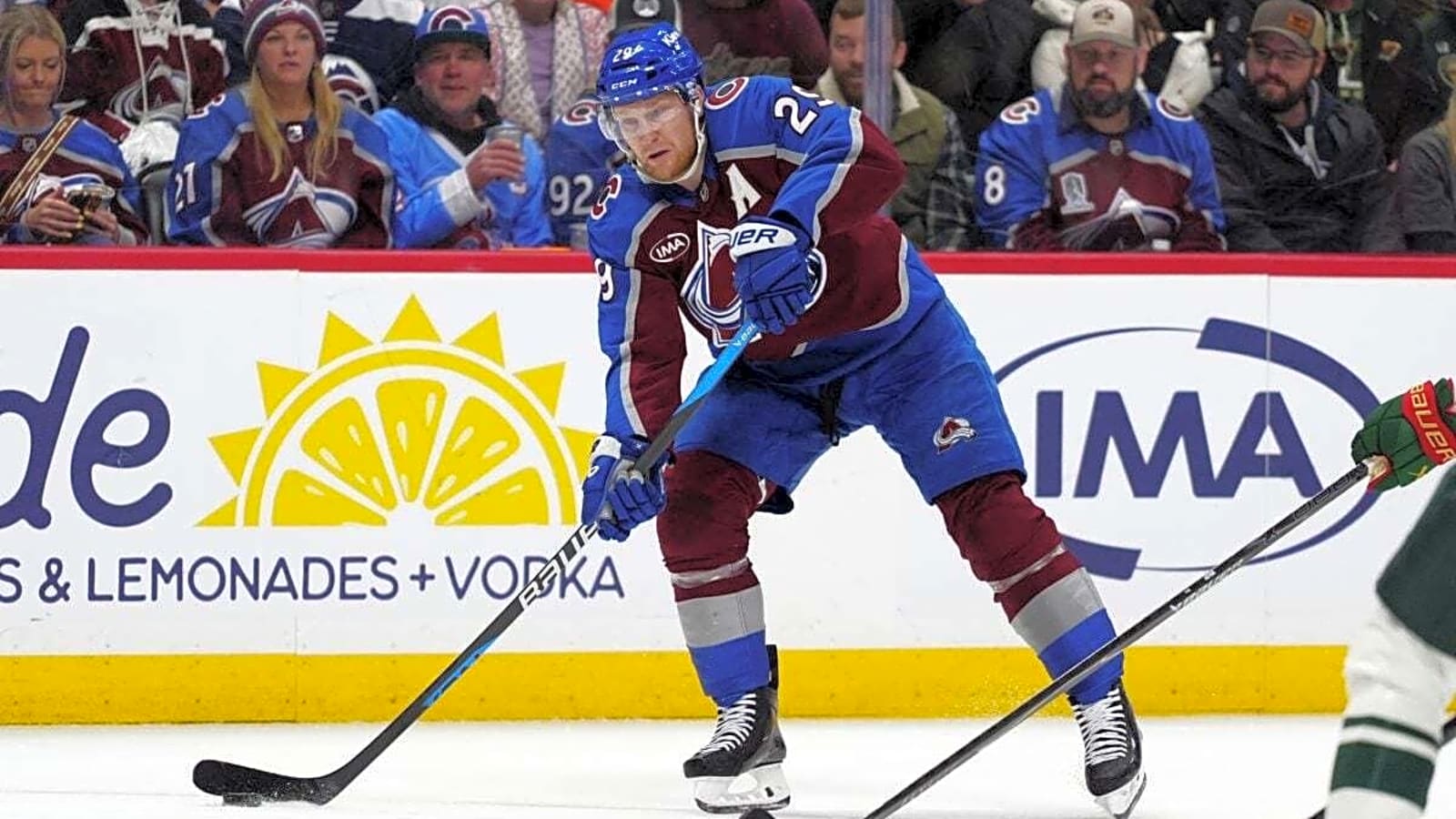 Avalanche’s Nathan MacKinnon Named Hart Trophy Finalist