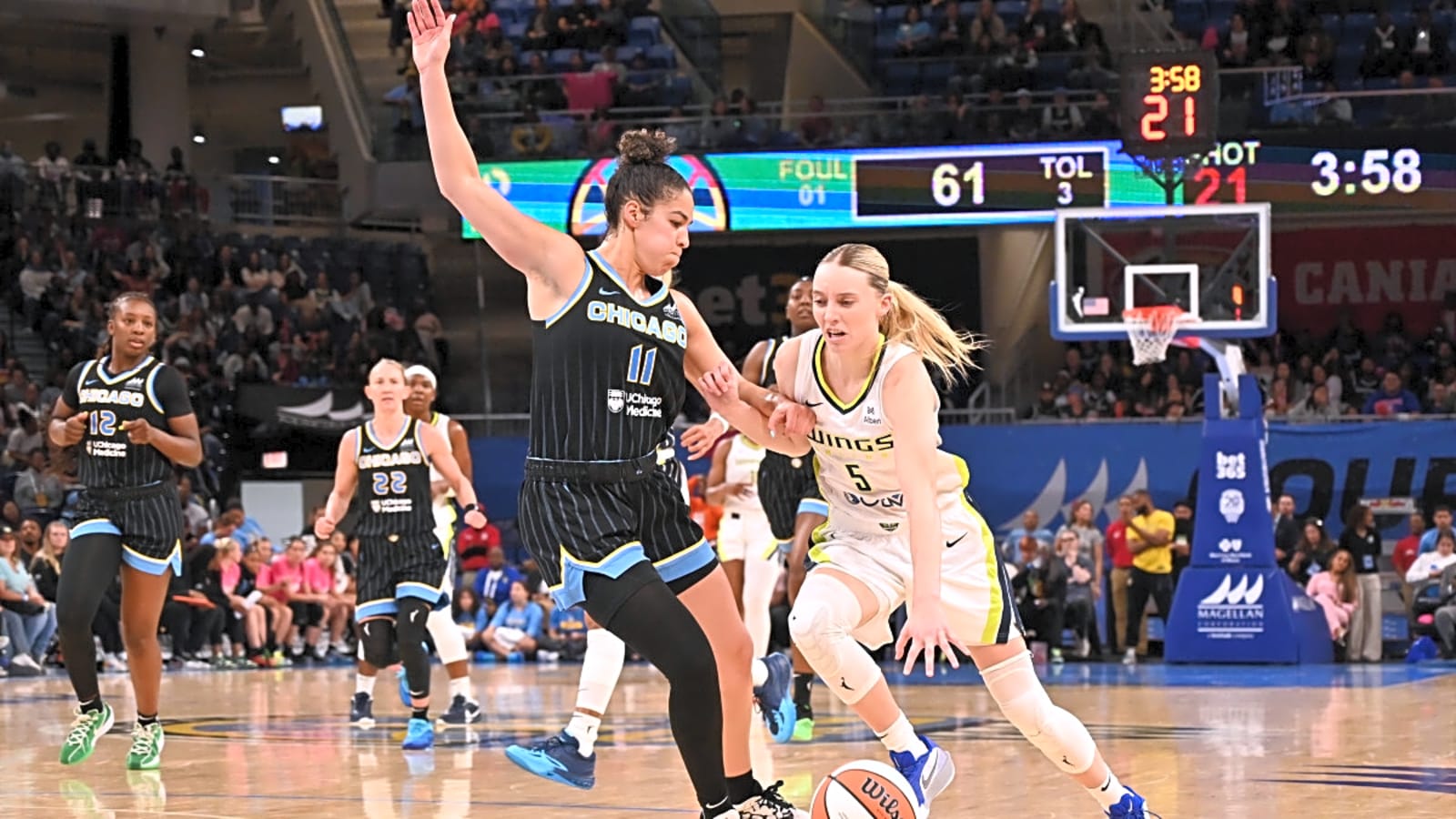 Chicago Sky Honor Kia Nurse on Sunday After Career Milestone