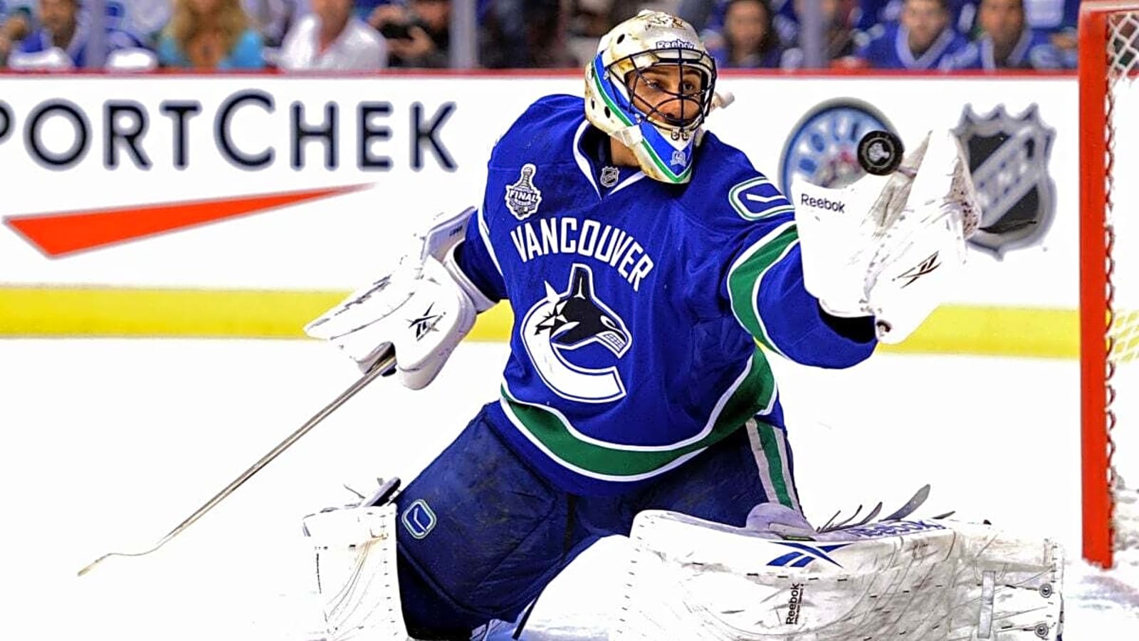 Canucks News & Rumours: Luongo, Patterson & Pettersson’s Trade Value