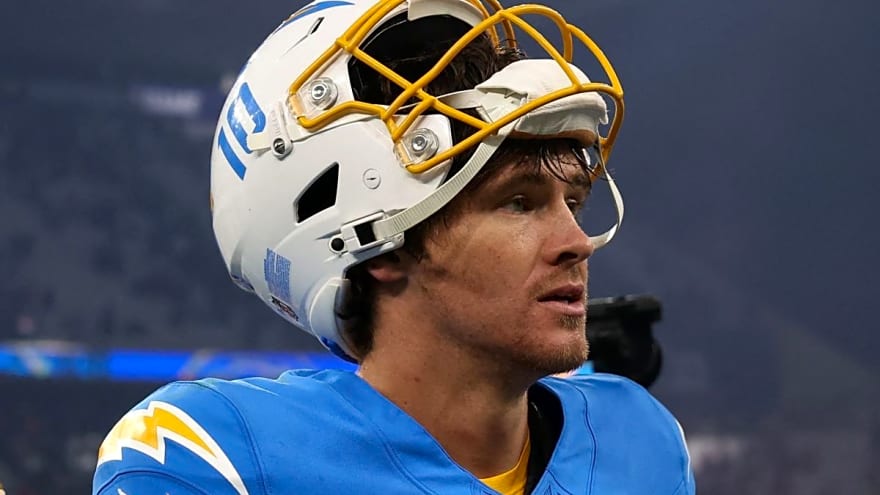 Chargers QB Justin Herbert Shares Health Update Ahead of NFL Playoffs