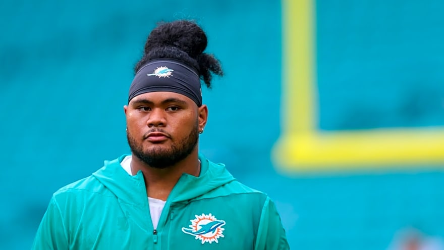 One of Dolphins’ biggest offseason investments is battling growing pains — and Miami isn’t helping as expected