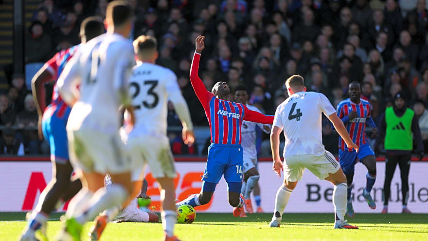 ‘It wasn’t his best game’: Amorim confirms he held private talks with Man Utd man after Palace ‘struggles’