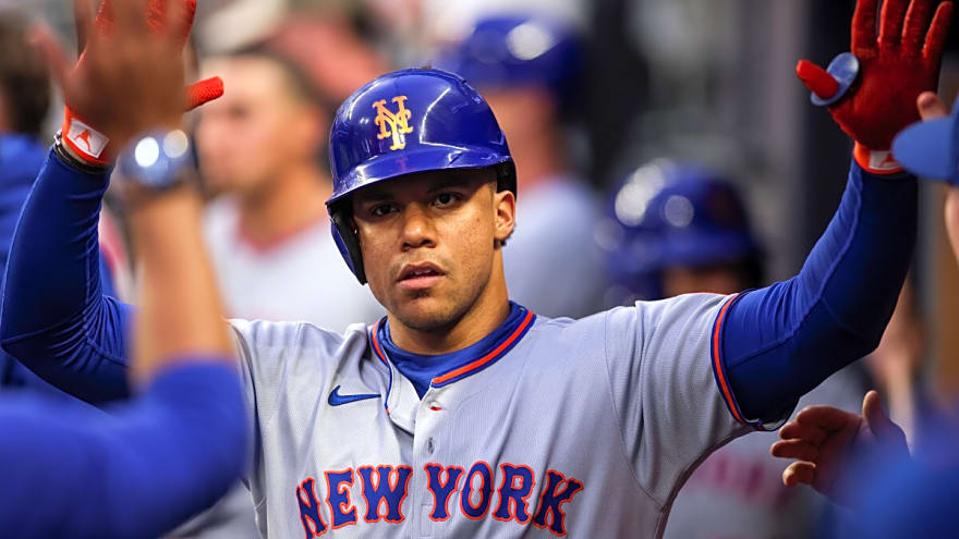 Carlos Mendoza Reacts to Juan Soto’s Unexpected Decision in Yankees Game