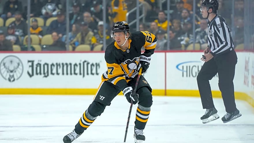 4 Mock Trades the Winnipeg Jets Could Make to Boost Their Offence