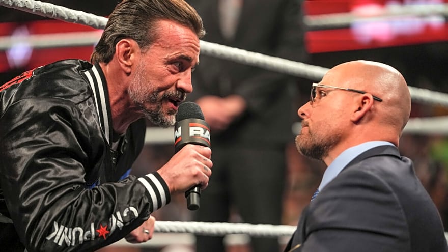 WWE Raw (Feb. 9) Results: Key Elimination Chamber Matches Set