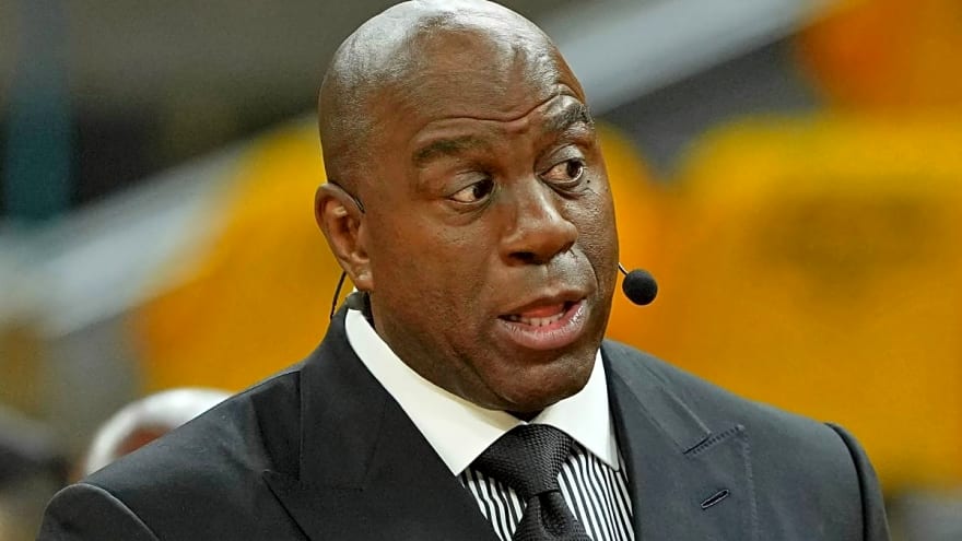 Magic Johnson Reacts to Sudden Passing of Legendary NBA Coach at Age 93