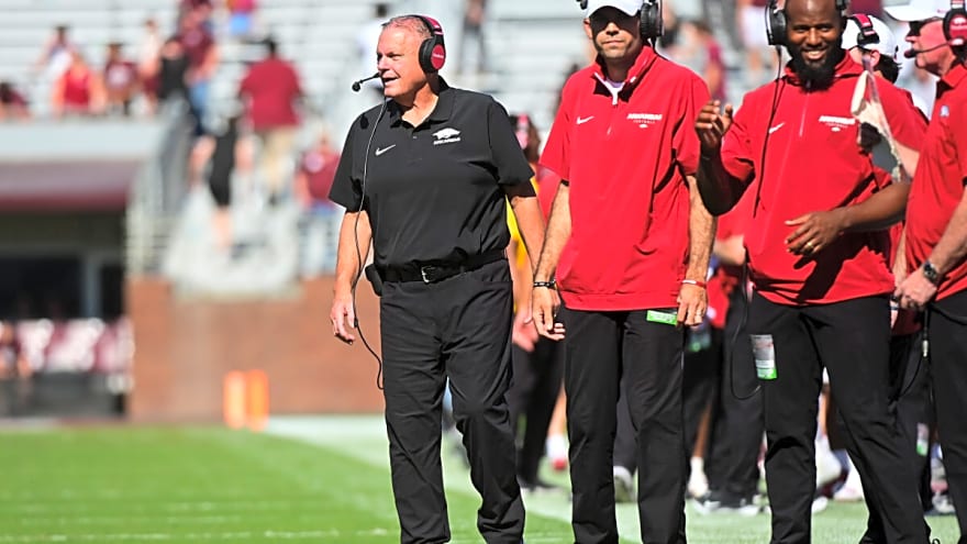 Arkansas Razorbacks are going to battle with one of their biggest rivals over a four-star recruit that every team would love to have