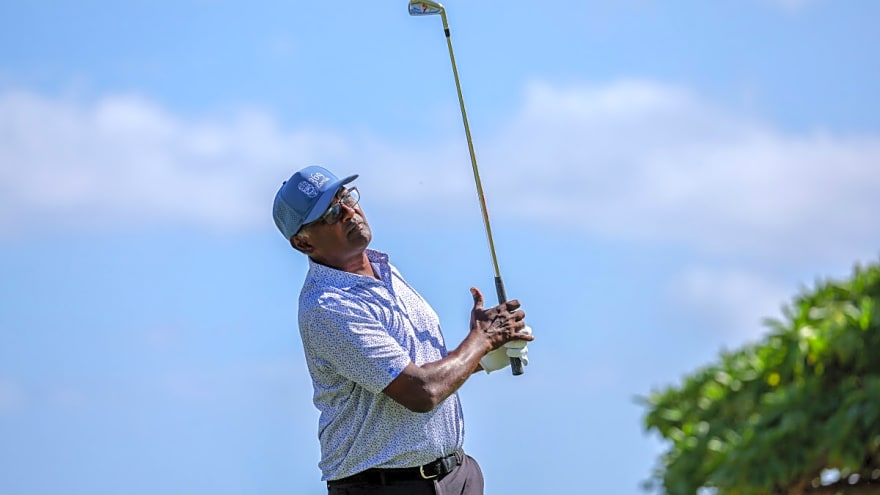 Vijay Singh Shows Father Time Who’s Boss, Makes Sony Cut