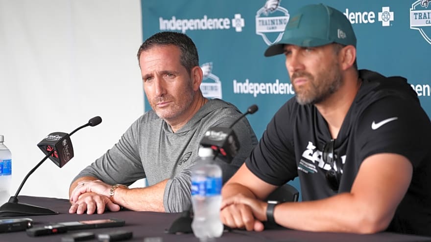 Offseason-altering NFL news makes life slightly easier for Eagles GM Howie Roseman as he prepares Philadelphia for difficult 2026 season