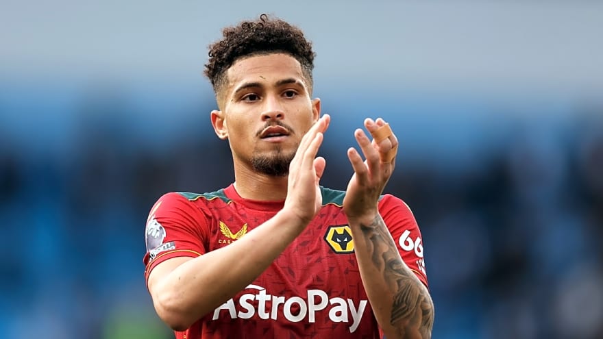 Interest from Man United has turned midfielder’s head ahead of January window