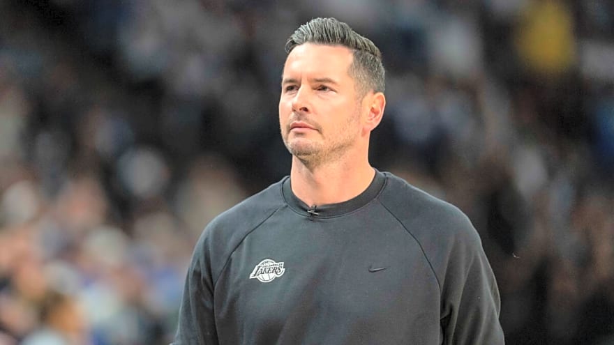 Lakers’ JJ Redick Sends Message After Chris Paul&#39;s Retirement Announcement