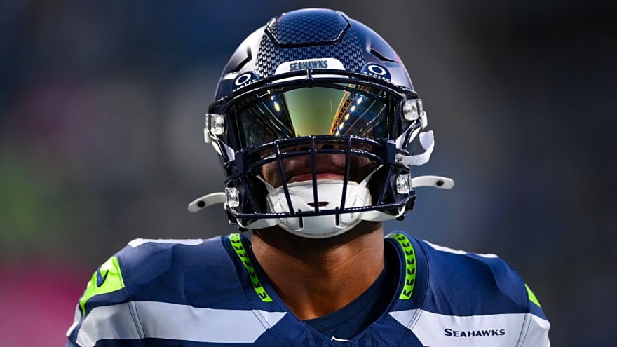 Commanders' hopes of signing top free agent option are fading with contract extension talks heating up