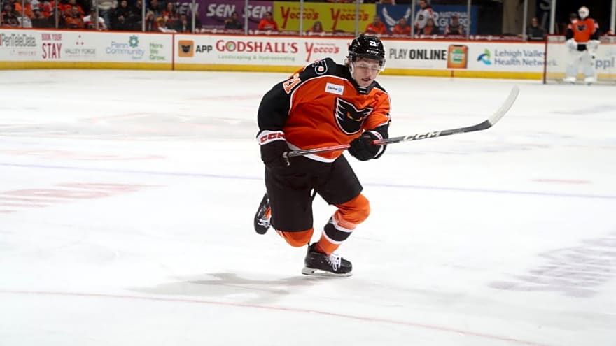 Flyers’ Barkey & Bump Developing Elite Chemistry with Phantoms