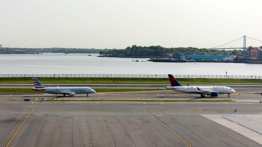 NFL Star Removed From Flight Due To &#39;Unruly Behavior&#39;