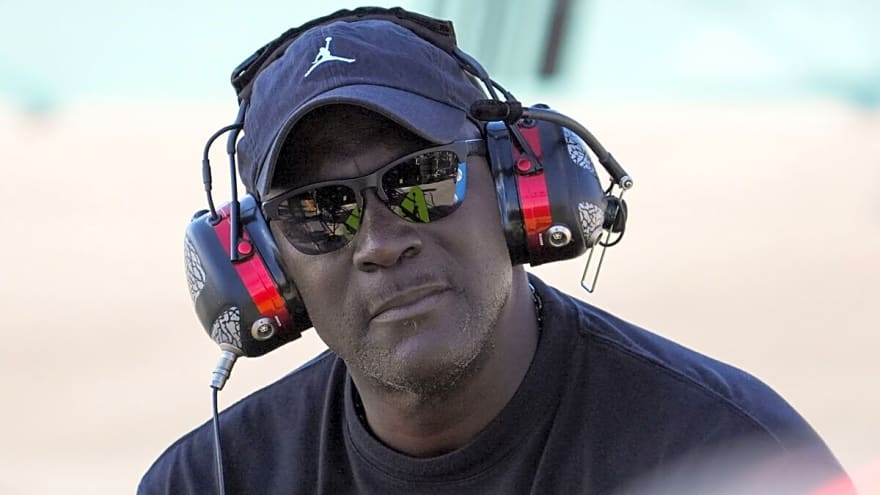 Michael Jordan Drops 3-Word Reality Check on NASCAR Fame as He Admits Chicago Stardom Was a 'Huge Burden'