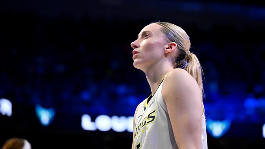 Paige Bueckers, Chris Koclanes Split on Arike Ogunbowale’s Return in Loss to Fever