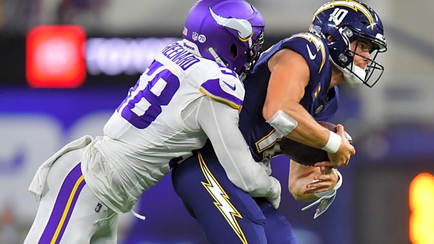 Kevin O'Connell makes a firm statement on the future of Jonathan Greenard that raises more questions