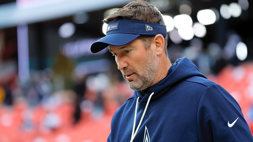 NFL playoffs throw a wrench into the Dallas Cowboys' search for a new defensive coordinator