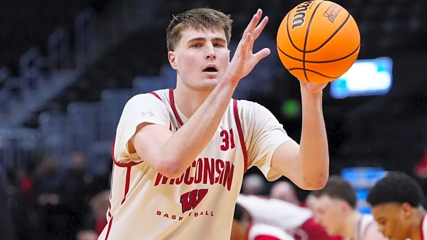 Wisconsin Badgers’ Nolan Winter did not hold back in reaction to John Blackwell’s transfer portal decision