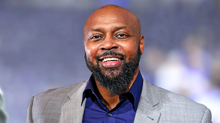 Horace Grant Reiterates Michael Jordan’s GOAT Status, Talks Bulls, Kobe-Shaq Lakers and More (Exclusive)