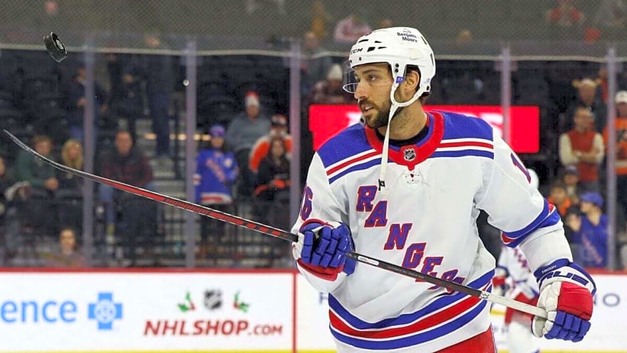 Bruins Should Pursue Vincent Trocheck in a Trade This Offseason