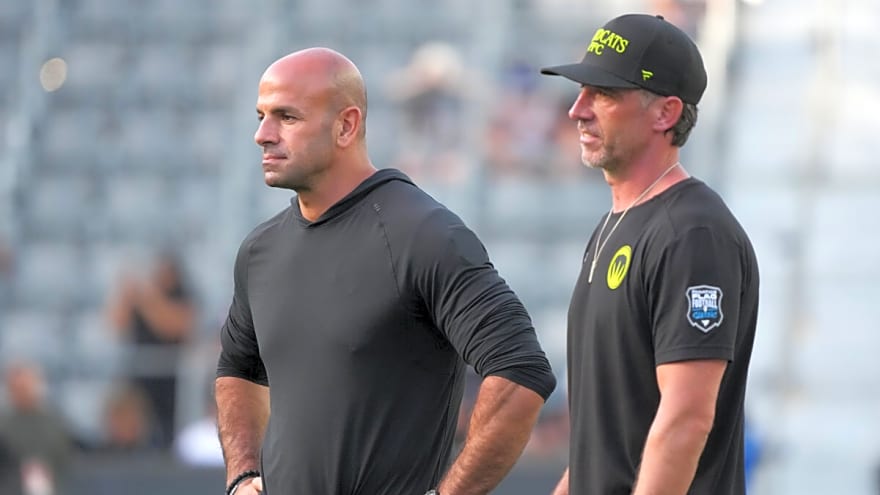 49ers coach Kyle Shanahan doesn't mince words about Robert Saleh and his opportunity with Cam Ward, Titans