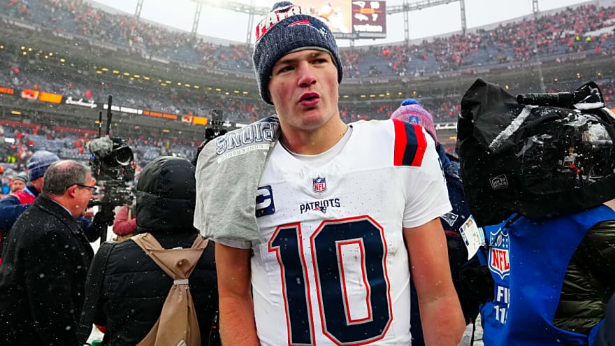 Bold Patriots Super Bowl predictions set up a tough day for Drake Maye and the offense