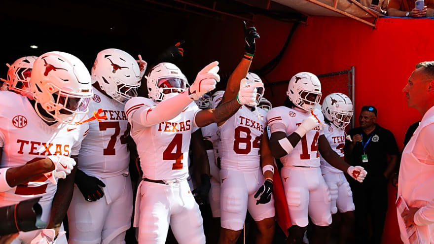 CJ Baxter’s return could reignite Texas’ struggling offense and give Arch Manning the help he needs