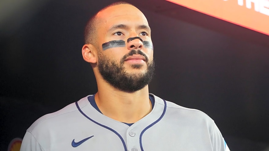 Astros' Carlos Correa News Emerges After Removal From Lineup