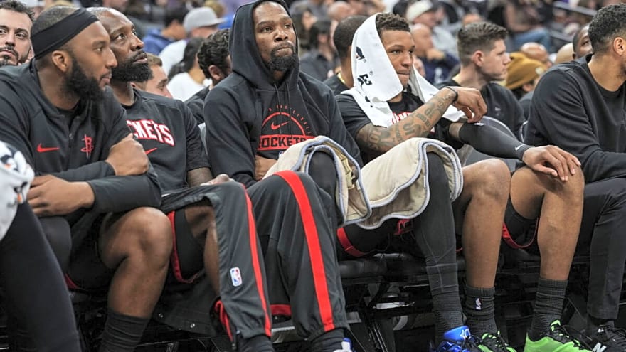 Security Rushes In to Stop Scuffle as Rockets Lose the Plot Against Kings