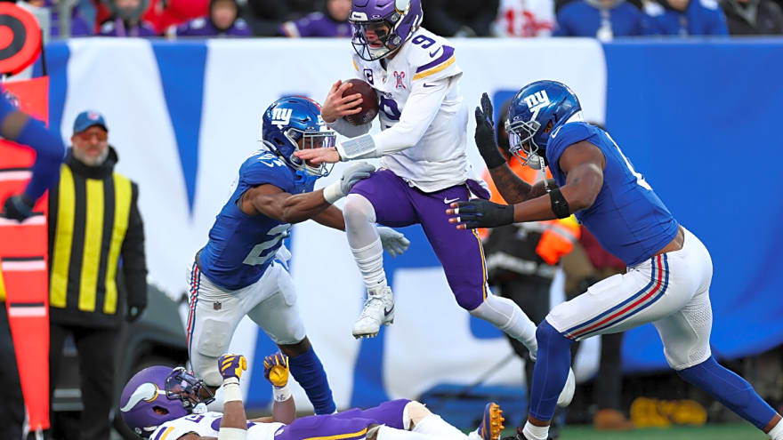 Minnesota Vikings Injury Report: J.J. McCarthy has a broken hand, while key veterans fight hard to play Christmas Day