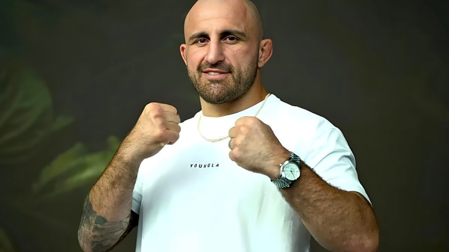 Alexander Volkanovski Shows Levels as His Alter Ego Exceeds All UFC 325 Stars’ Popularity