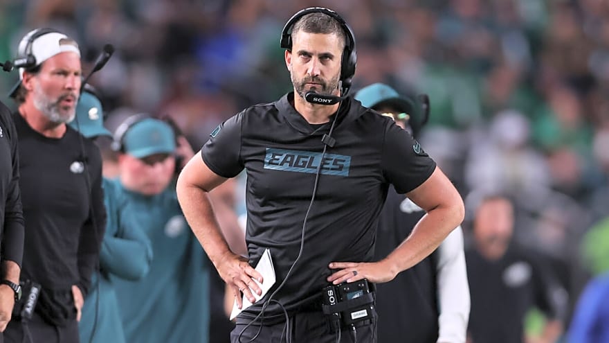 Eagles HC Nick Sirianni refuses to make tough move with veteran that could backfire in the playoffs