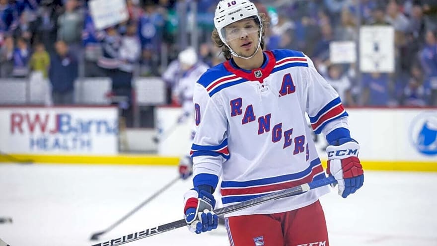 Kings Land Panarin, Commit to Winning Now