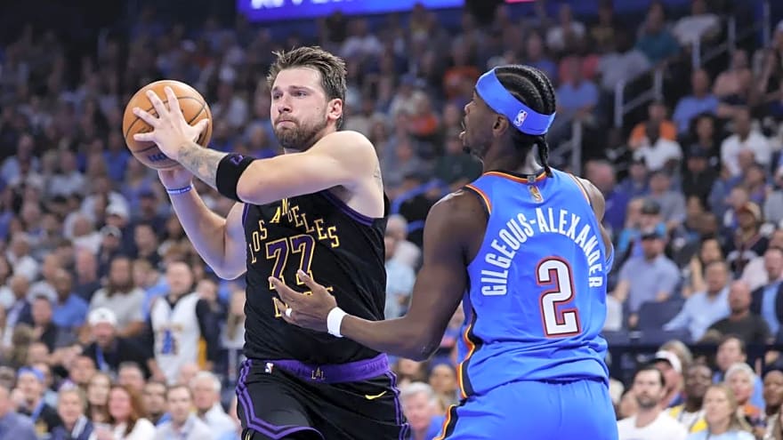 Fox Sports Analyst Calls Lakers 'Fake Louis Vuitton' After Three Straight Losses to Thunder