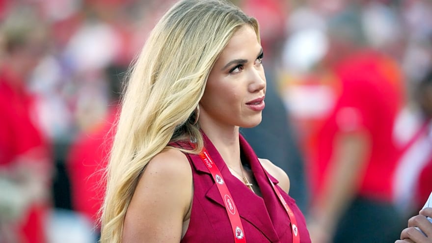 Chiefs Heiress Gracie Hunt's Personal News Draws Reaction From Her Mom