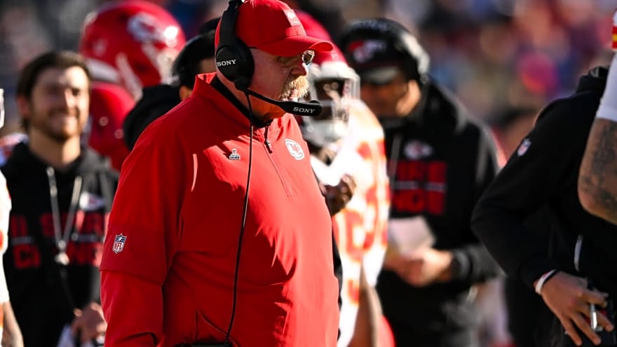 Chiefs Make Contract Decision After Missing NFL Playoffs