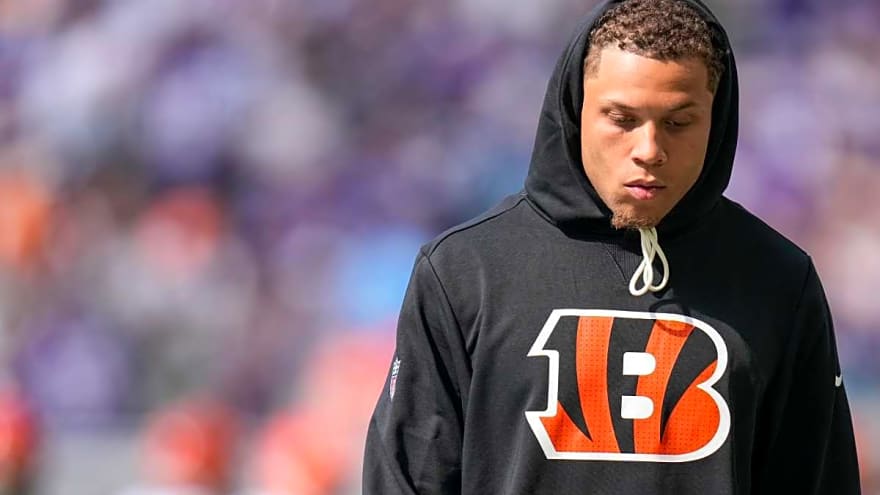Bengals vs. Patriots Inactives: Ja&#39;Marr Chase&#39;s suspension still isn&#39;t enough for Jermaine Burton to play
