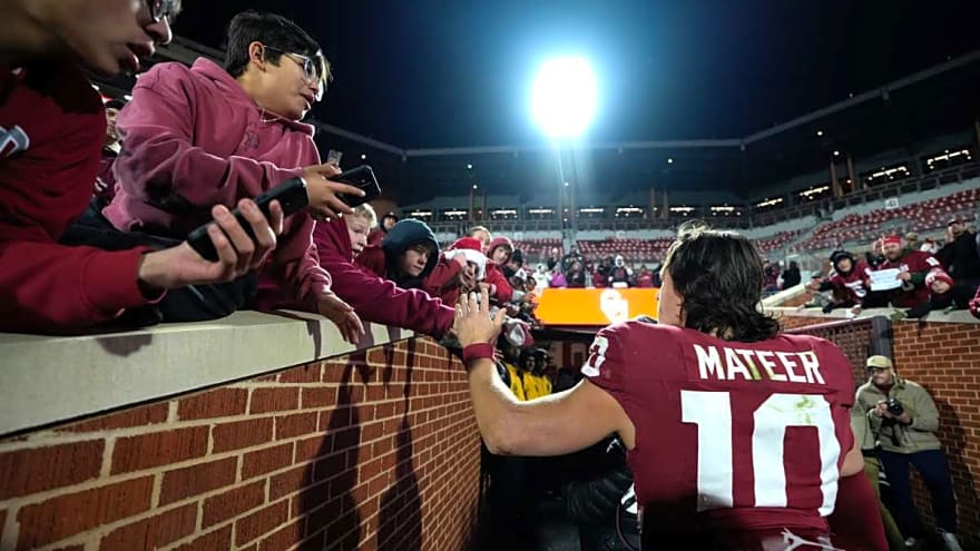 ESPN is going out of their way to make Oklahoma Sooners fans happy before playing playoff game against Alabama