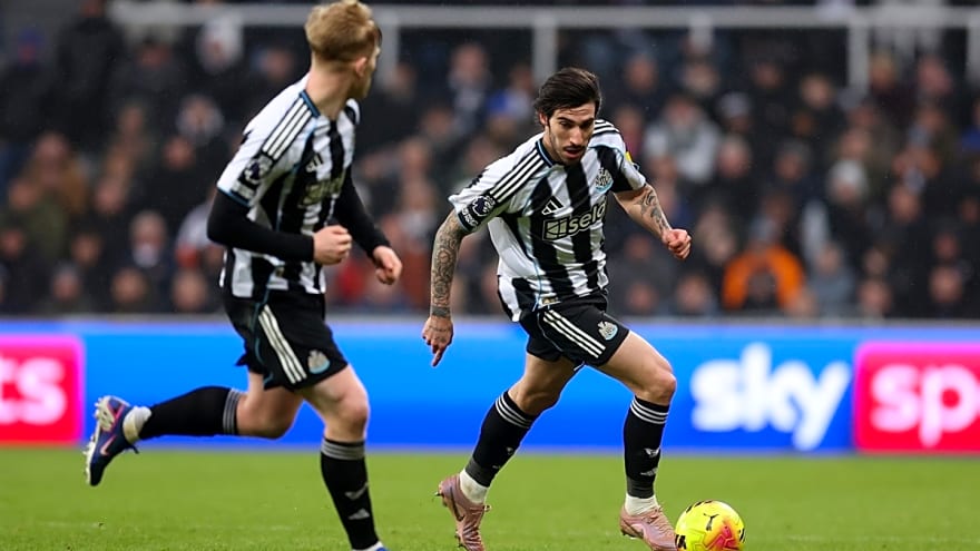 Agent of Midfielder denies any talks with Arsenal talks