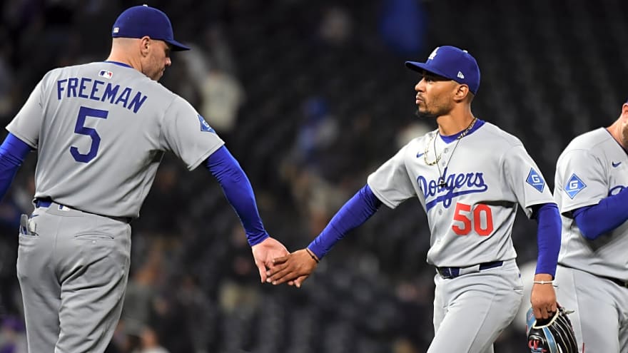How Dodgers&#39; Mookie Betts Helped Freddie Freeman Acclimate to Los Angeles
