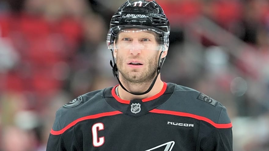Hurricanes’ Jordan Staal Makes Case to Win the Selke Trophy