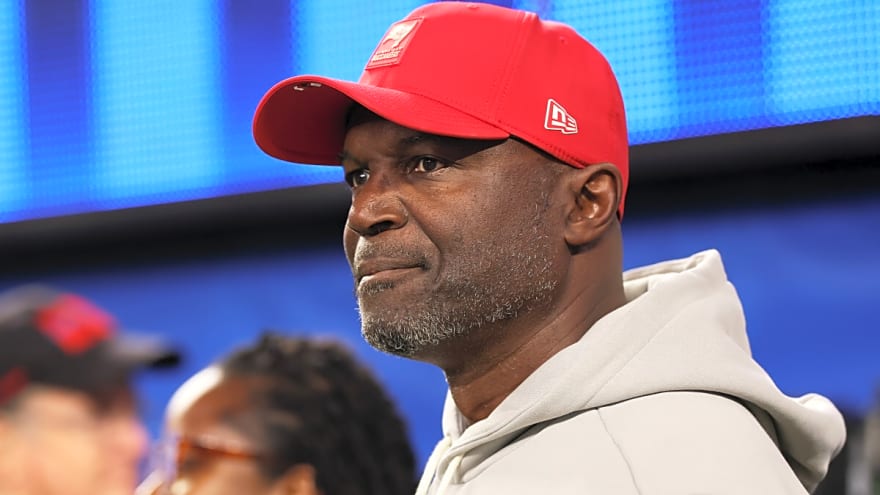 Todd Bowles Sends Heartfelt Message After Lavonte David's Retirement