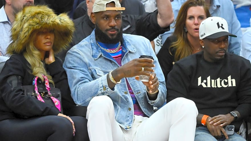 Lakers Get Clear Message on LeBron James Trade From Rich Paul
