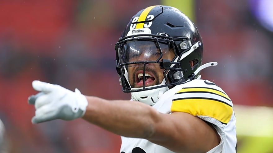 Raiders get two players that head coach Klint Kubiakm absolutely needs to get the most out of his offense in Year 1