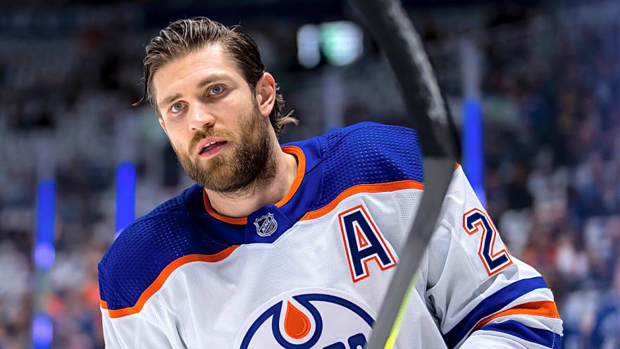 Leon Draisaitl Had Words for Oilers&#39; Goalies After Blowout Loss