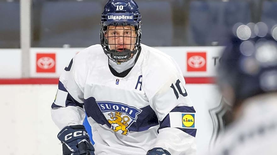 Dallas Stars Prospect Atte Joki Finds His Footing In HIFK’s Turbulent Start