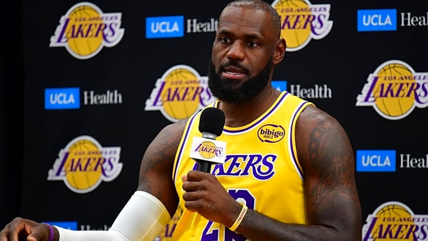 LeBron James Agrees With Steve Nash Over Sleeper NBA Team 