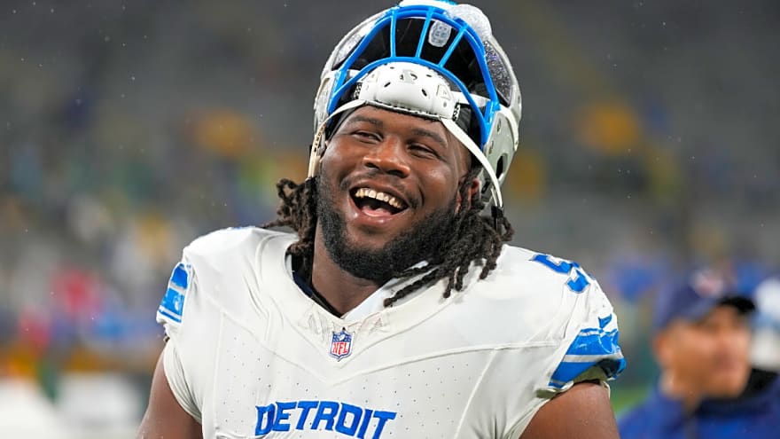 Lions make multiple roster moves ahead of Buccaneers matchup, Alim McNeill is back, but the move they didn&#39;t make will get plenty of attention